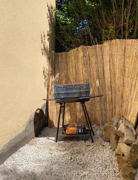 Appartement Avec Terrasse Quimper Exterior foto
